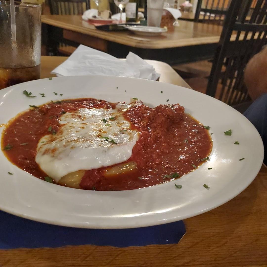 Martinos Trattoria & Pizzeria